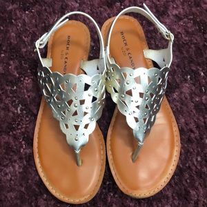 Rock & Candy by Zigi Sandal. Gold. Size 8.